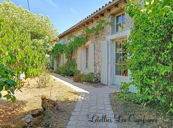 Souvigné, Poitou-Charentes 79800
