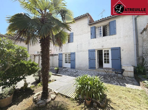 Mortagne-sur-Gironde, Poitou-Charentes 17120