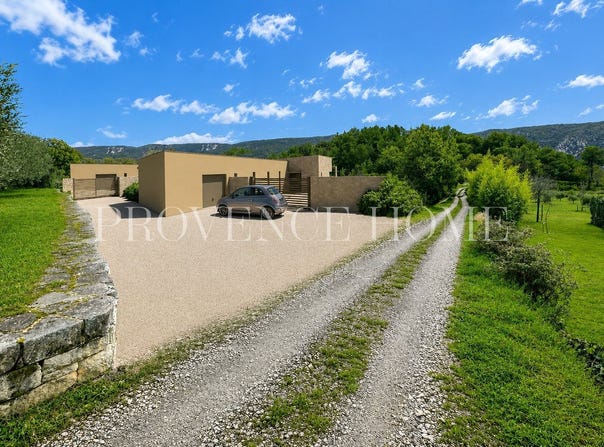 Oppède, Provence-Alpes-Côte d'Azur 84580