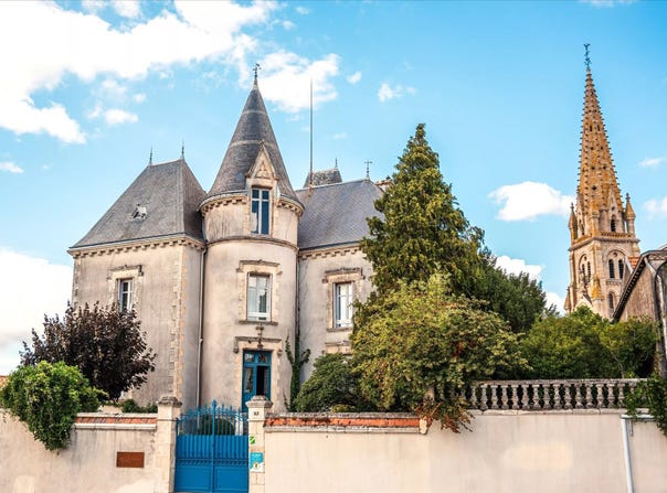 Parthenay, Poitou-Charentes 79200