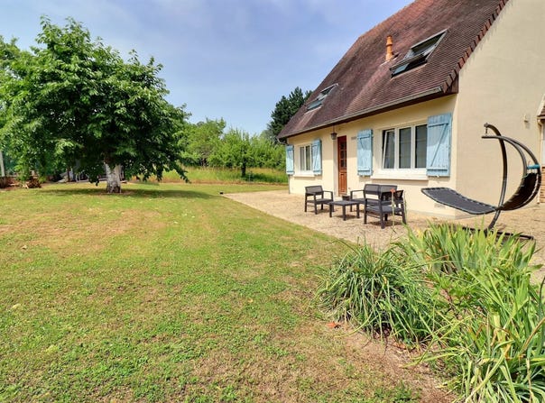 Cires-lès-Mello, Oise 60660