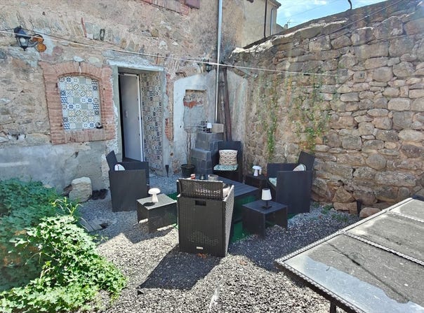 Alet-les-Bains, Languedoc-Roussillon 11580