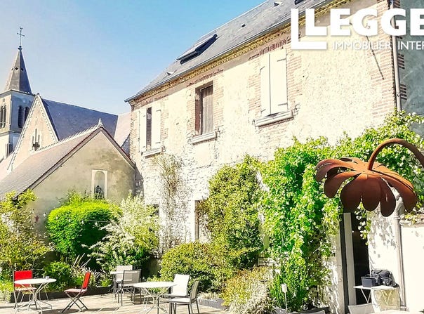 Bourges, Centre-Val de Loire 18000