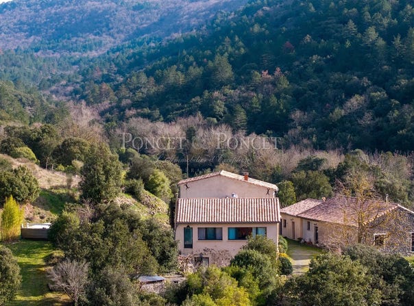 Limoux, Languedoc-Roussillon 11300