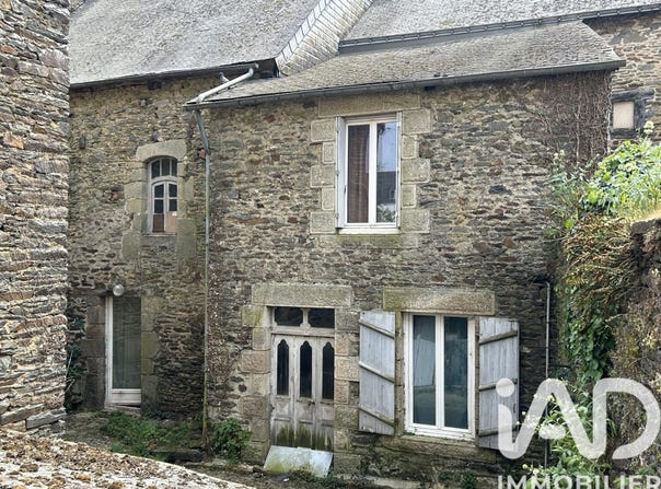ROHAN, Brittany 56580