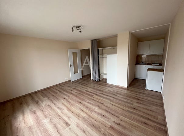 PAU, Nouvelle-Aquitaine 64000