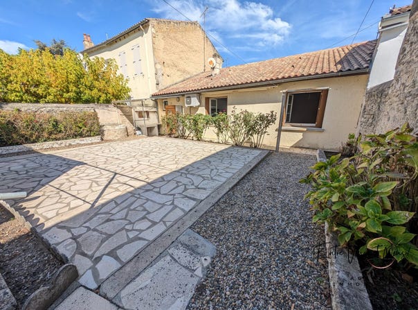 Langon, Aquitaine 33210