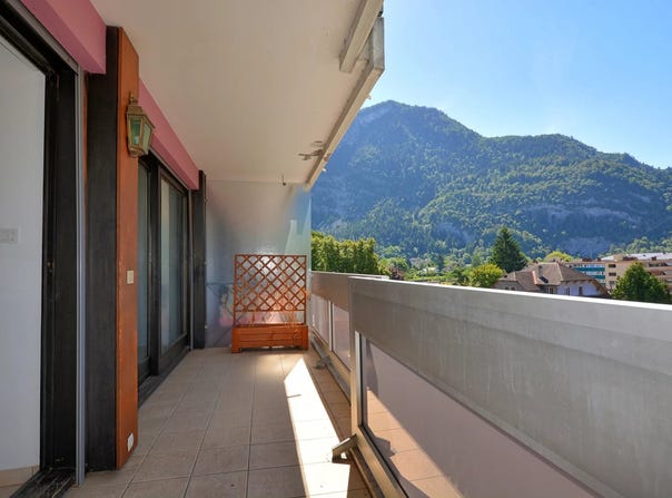 Cluses, Haute-Savoie 74300