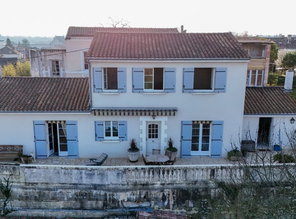 Châteauneuf-sur-Charente, Nouvelle-Aquitaine 16120