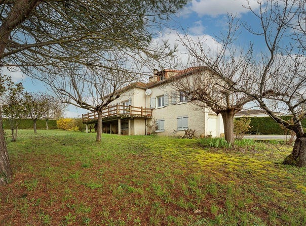 LAUZERTE, Occitanie 82110