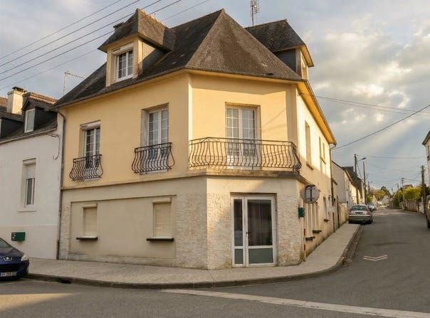 Carhaix-Plouguer, Brittany 29270