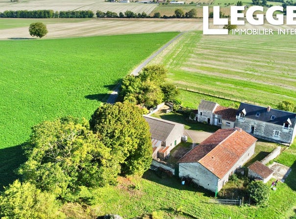Saint-Gervais-les-Trois-Clochers, Nouvelle-Aquitaine 86230