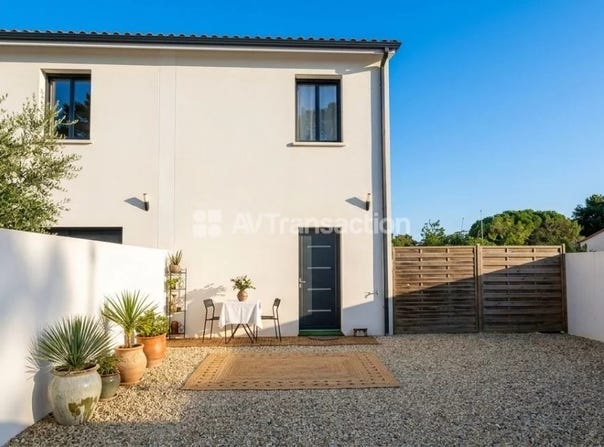 Arveyres, Gironde 33500