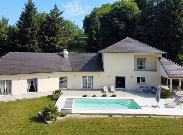 Pau, Aquitaine 64000