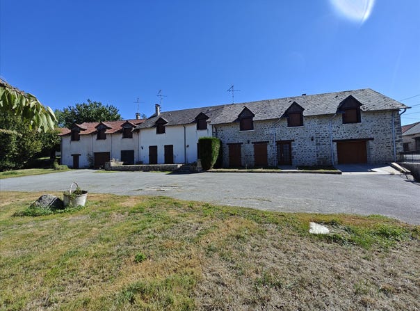 La Souterraine, Limousin 23300