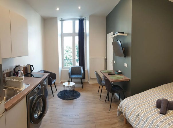 Aix-les-Bains, Savoie 73100
