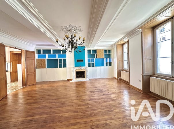 Bar-sur-Aube, Champagne-Ardennes 10200