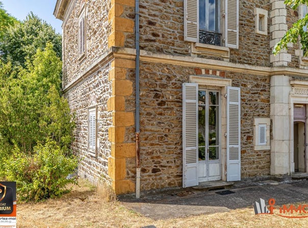 L'Arbresle, Rhône 69210