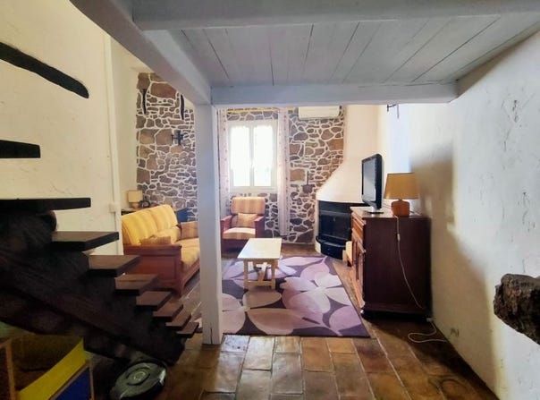 Tourbes, Languedoc-Roussillon 34120