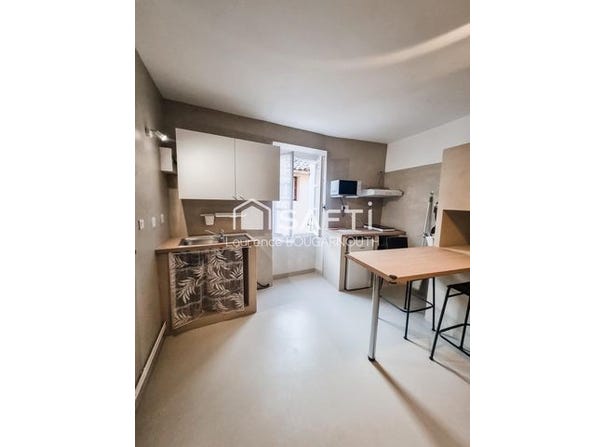 Bagnols-Sur-Ceze, Languedoc-Roussillon 30200