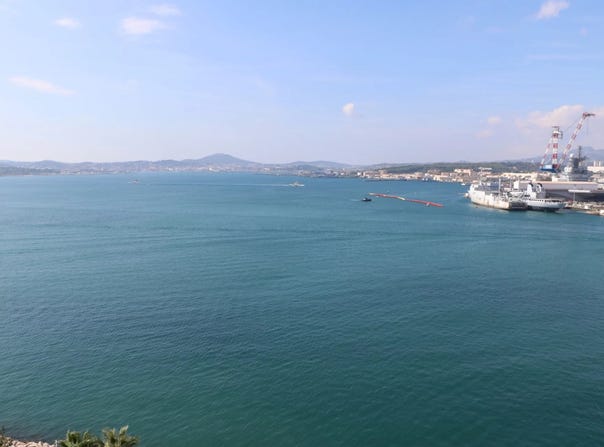 Toulon, Var 83000