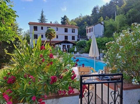 Sahorre, Pyrenees-Orientales, Pyrenees Orientales 66360
