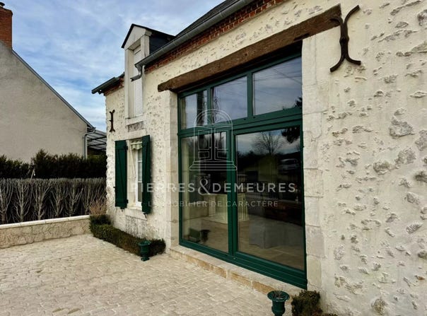 Sainte-Thorette, Centre 18500