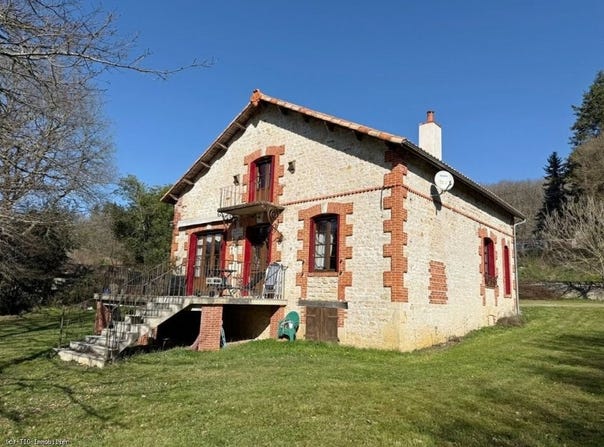 Nanteuil-en-Vallée, Poitou-Charentes 16700
