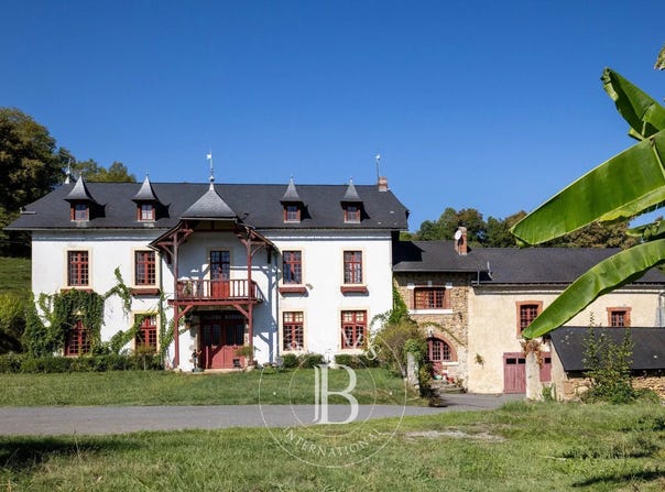 Pau, Aquitaine 64000