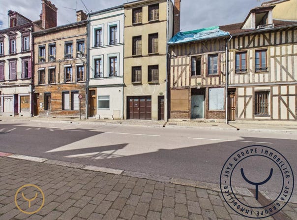 Troyes, Aube 10000