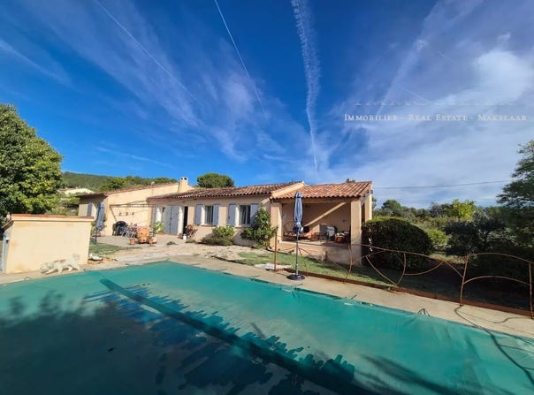 Cotignac, Provence-Alpes-Côte d'Azur 83570