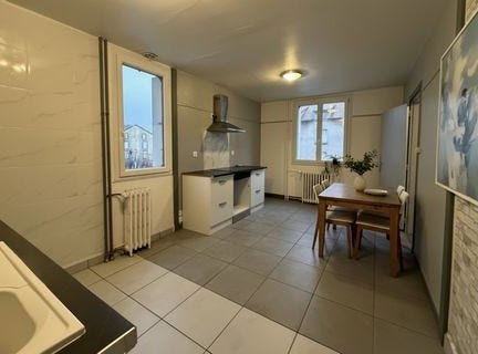 AURILLAC, Auvergne 15000