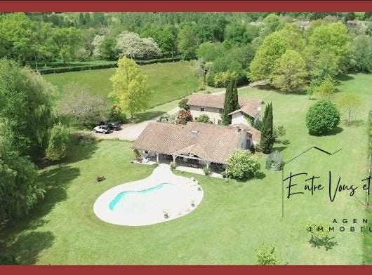 Bazas, Aquitaine 33430