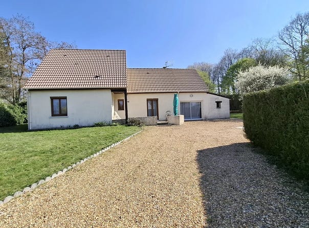 Faverolles, Eure-et-Loir 28210
