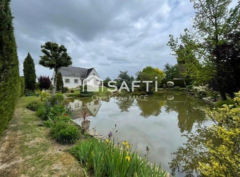 Laval, Pays de la Loire 53000