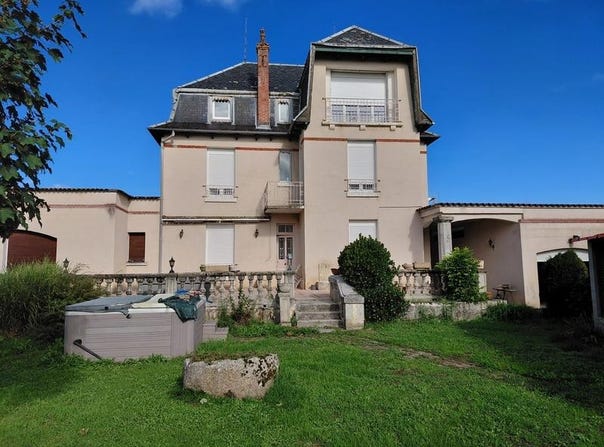 Maurs, Auvergne 15600