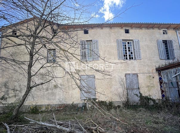 Saint-Flour, Auvergne 15100