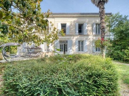 Pessines, Poitou-Charentes 17810