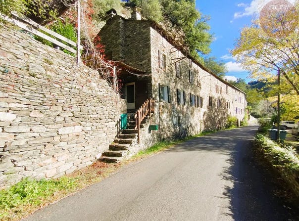 Le Pompidou, Lozère 48110