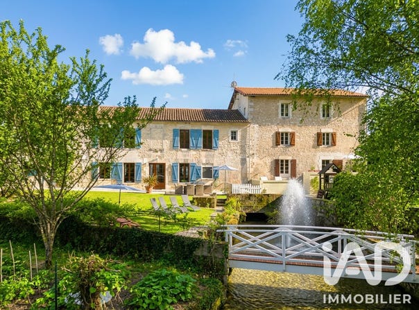 Bourg-Charente, Poitou-Charentes 16200