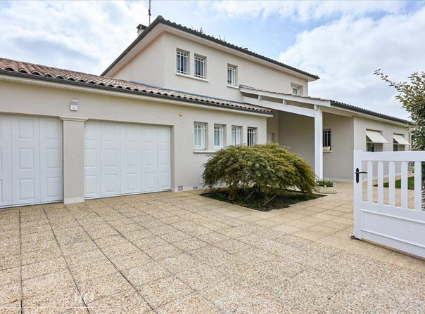 Marmande, Aquitaine 47200