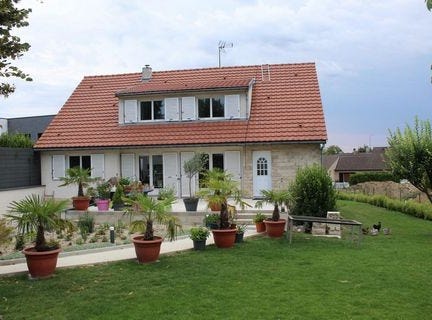 Reims, Champagne-Ardenne 51100