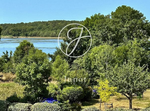Crac'h, Brittany 56950