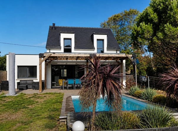 Sarzeau, Brittany 56370