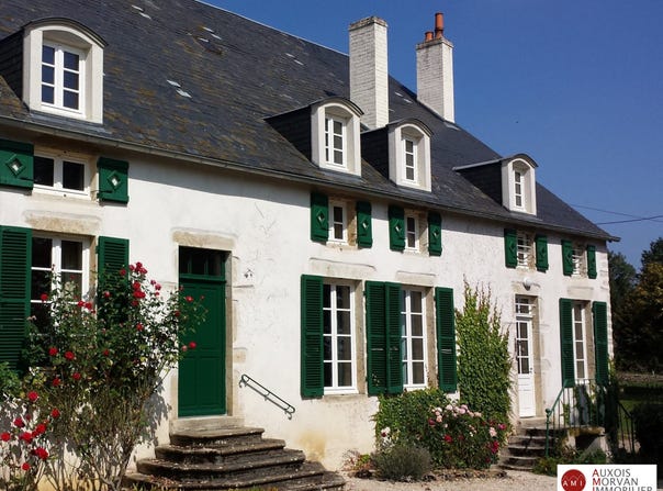 Saulieu, Burgundy 21210