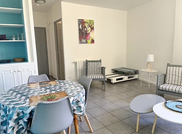 PEZENAS, Occitanie 34120