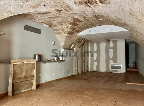 Uzès, Occitanie 30700