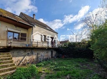 Noyers, Bourgogne 89310