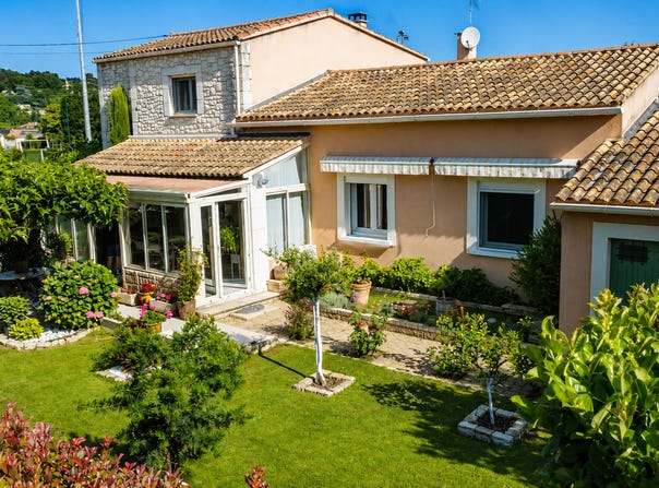 SAUVETERRE, Occitanie 30150