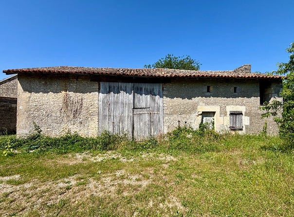 Linazay, Poitou-Charentes 86400